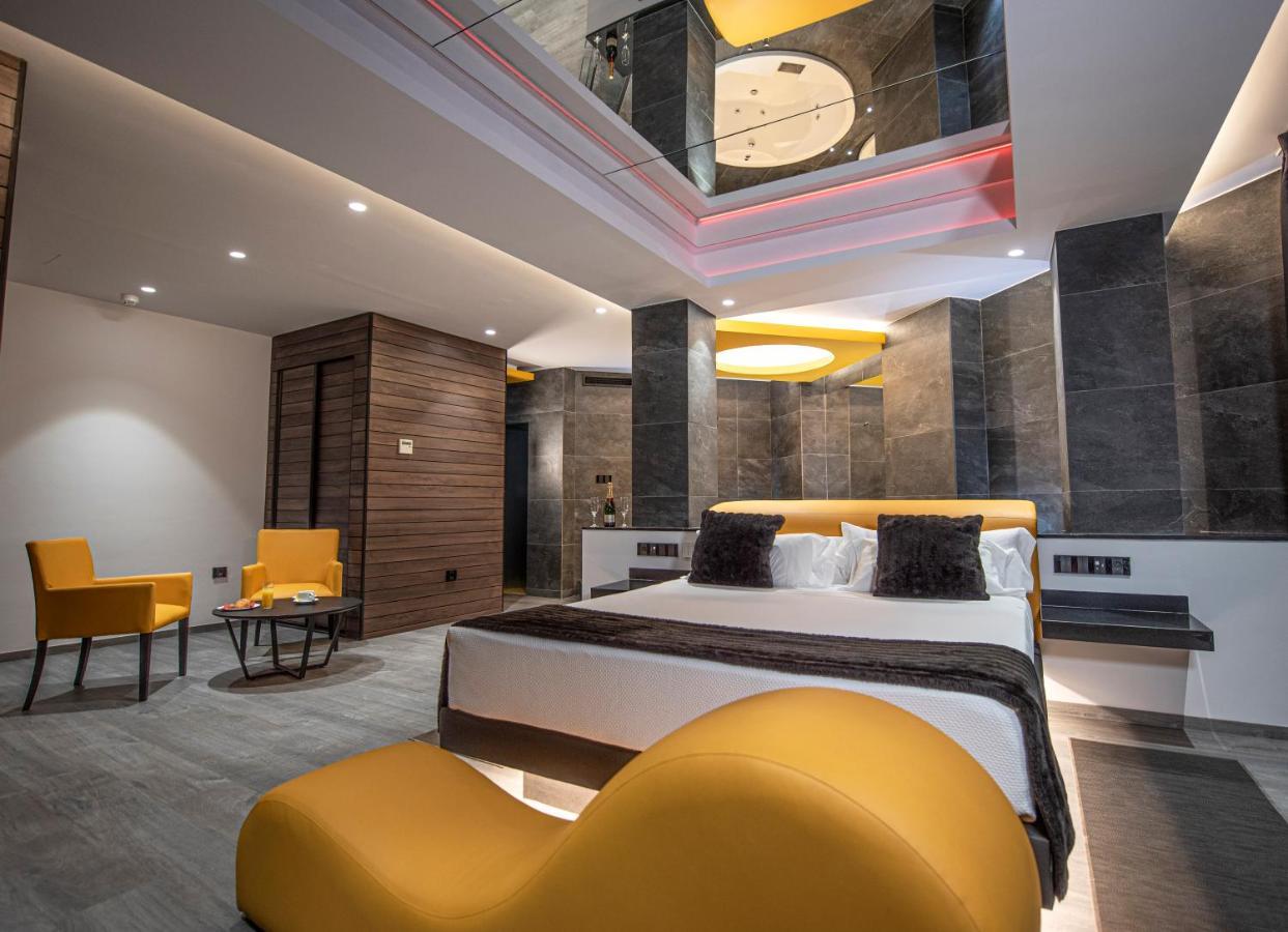 Hotel Luve Сан-Антоніо-де-Бенахебер Екстер'єр фото
